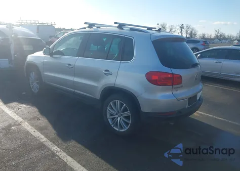 2013 Volkswagen Tiguan Se z USA, uszkodzony, nr VIN WVGBV3AX6DW570929